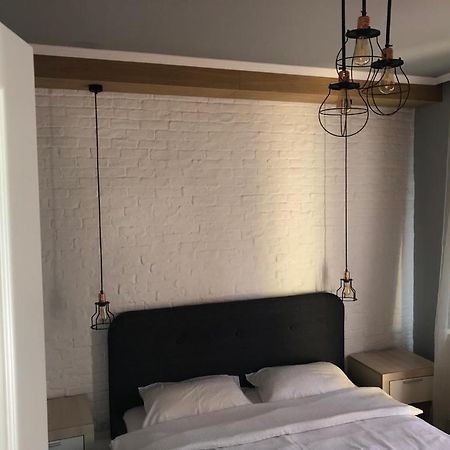 Apartament Dorobanti Apartment คลูจ-นาโปกา ภายนอก รูปภาพ